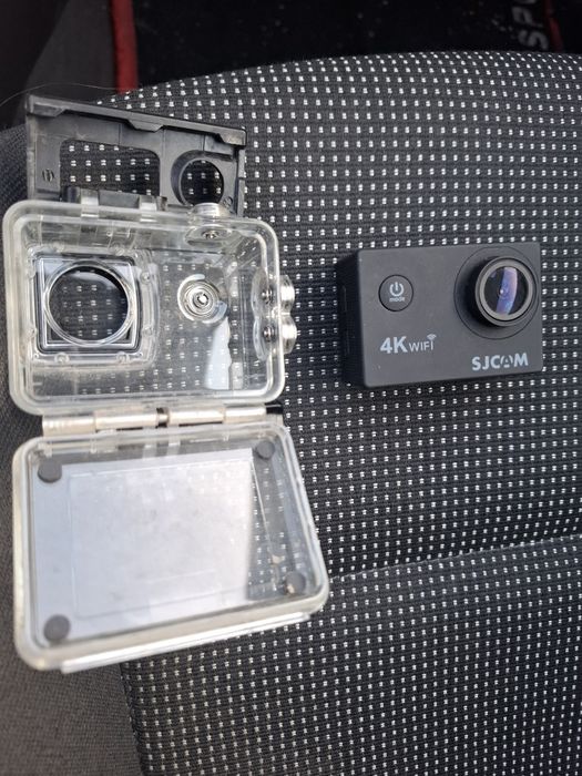 Kamera sportowa SJCAM SJ4000 AIR 4K UHD WIFI + etui wodoodporne