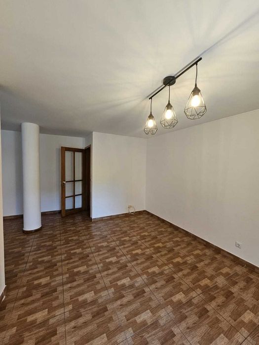 Apartamento T4 para arrendamento no Porto