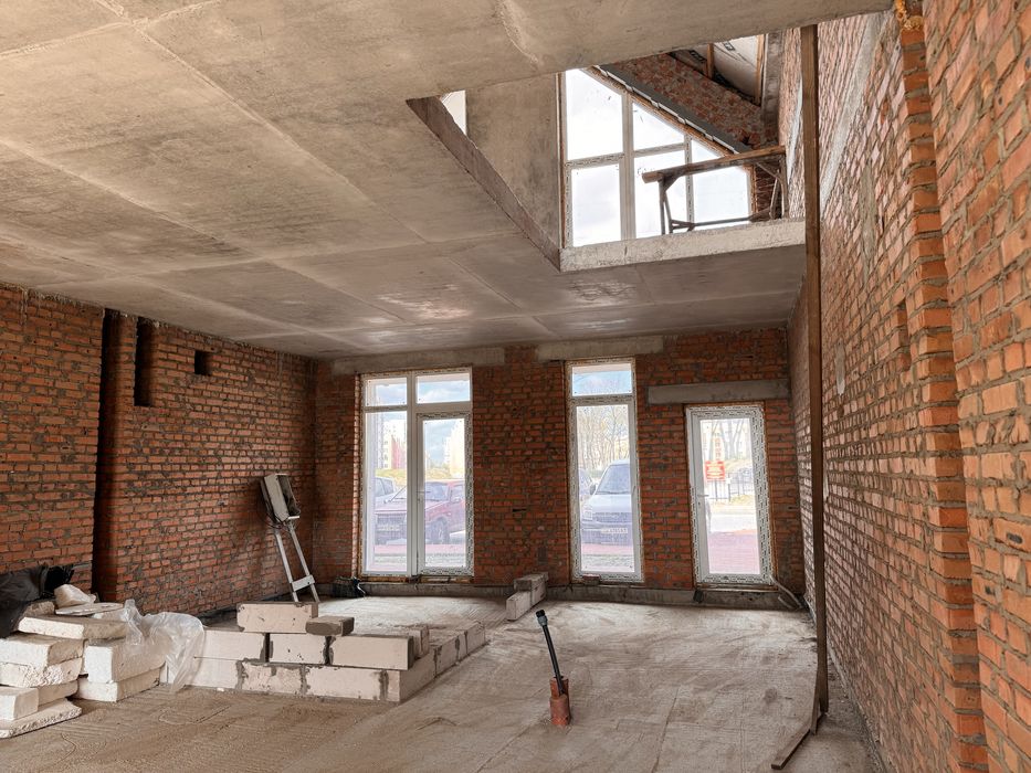 Продаж таунхаусу 134м2, 4 сотки подвірʼя с. Святопетрівське