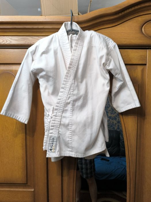 Кимоно Arawaza APPOVED WKF  с штанами и поясом,рост 120-130