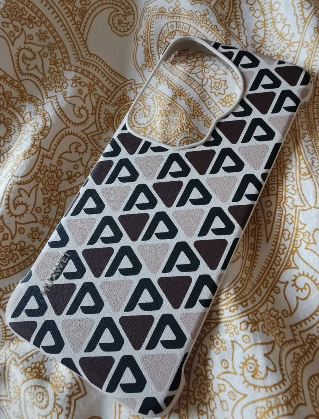 Etui magnetyczne brązowy case Huawei Pura 70 Ultra monogram brąz