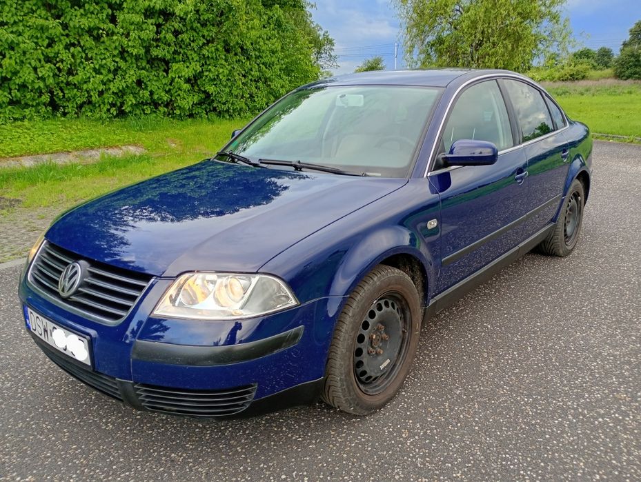 VW Passat B5 FL 1.6 8v 102 KM BEZWYPADEK klimatyzacja SERWIS bez RDZY