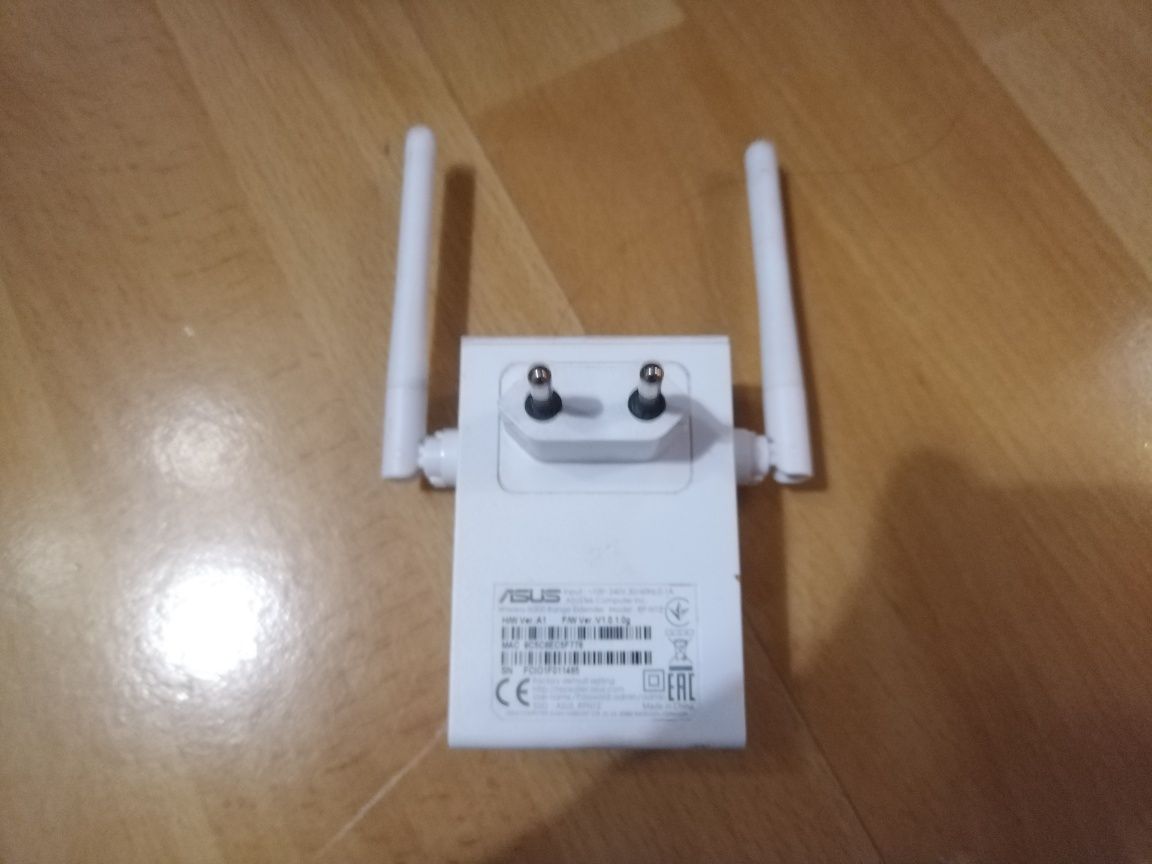 Wzmacniacz wifi Asus RP-N12 N300