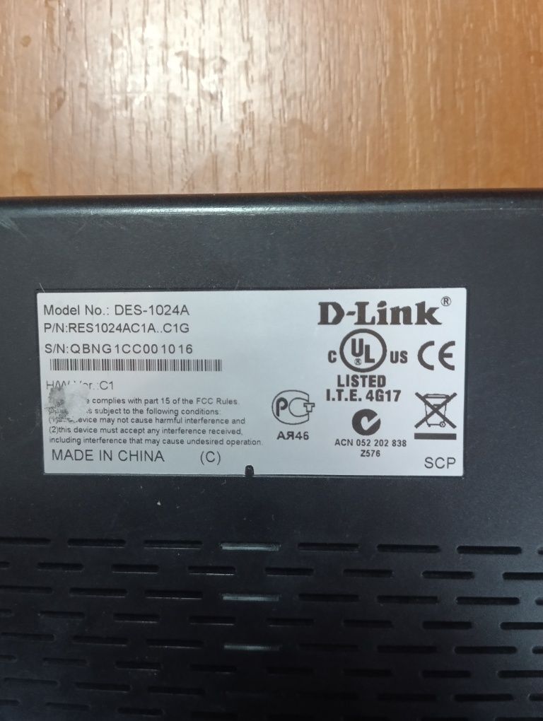 Коммутатор D-link DES-1024А, идеал