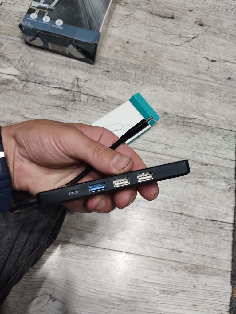 Adapter z USB C na HDMI USB