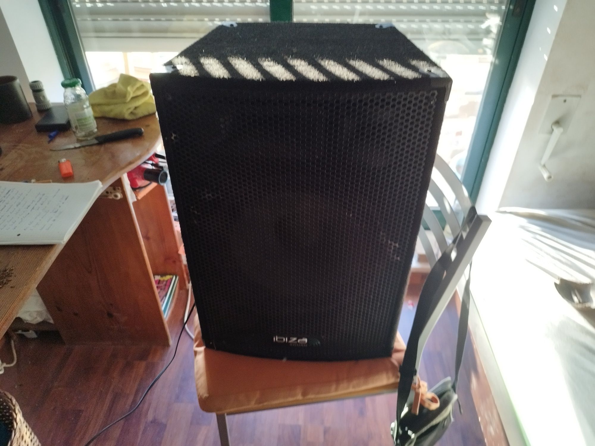 Subwoofer Bi-Amplificado 18" 1200w Ibiza Sounds +2 monitor Ibiza 600w