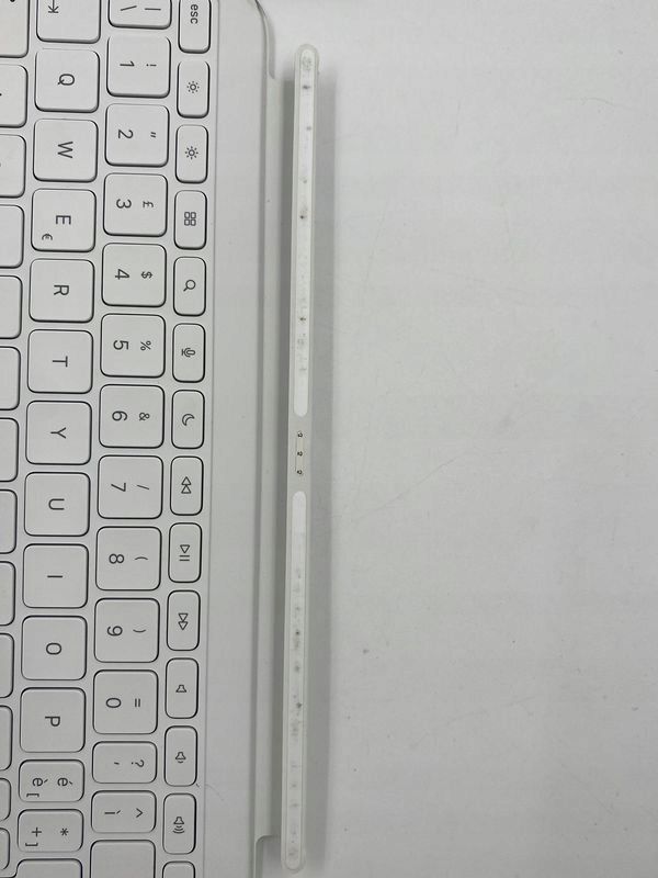 etui z klawiaturą apple magic keyboard folio do ipada (10. gen) opis
