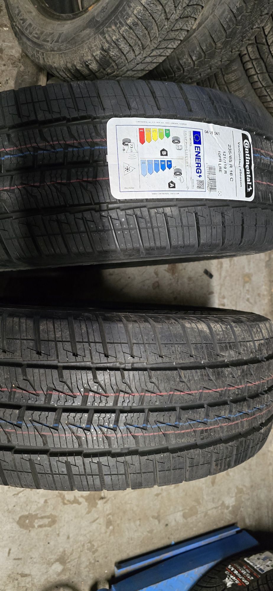 Opony wielosezonowe całoroczne 235/65/16 C Continental 24r nowe 2szt
