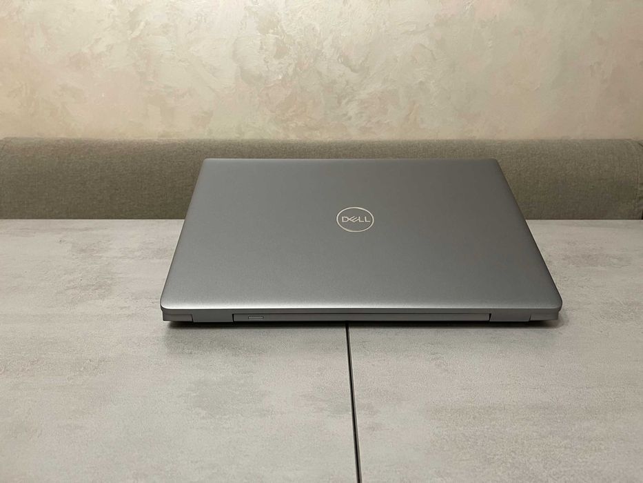 Ноутбук Dell Latitude 5550, 15,6" FHD IPS, i5-125U, 16GB DDR5, 256GB