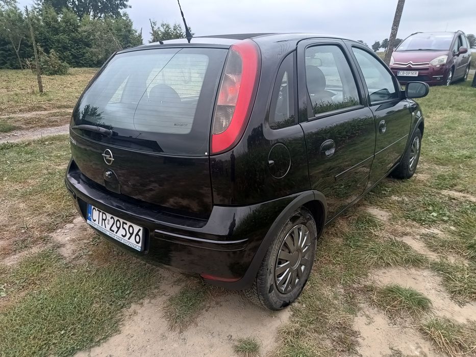 Sprzedam corsę c 1.2  lift przebieg 145500 tyś.km