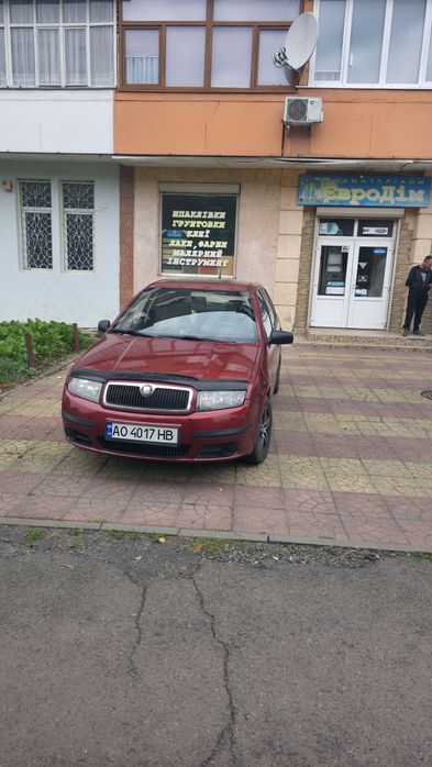 Шкода фабія.    .