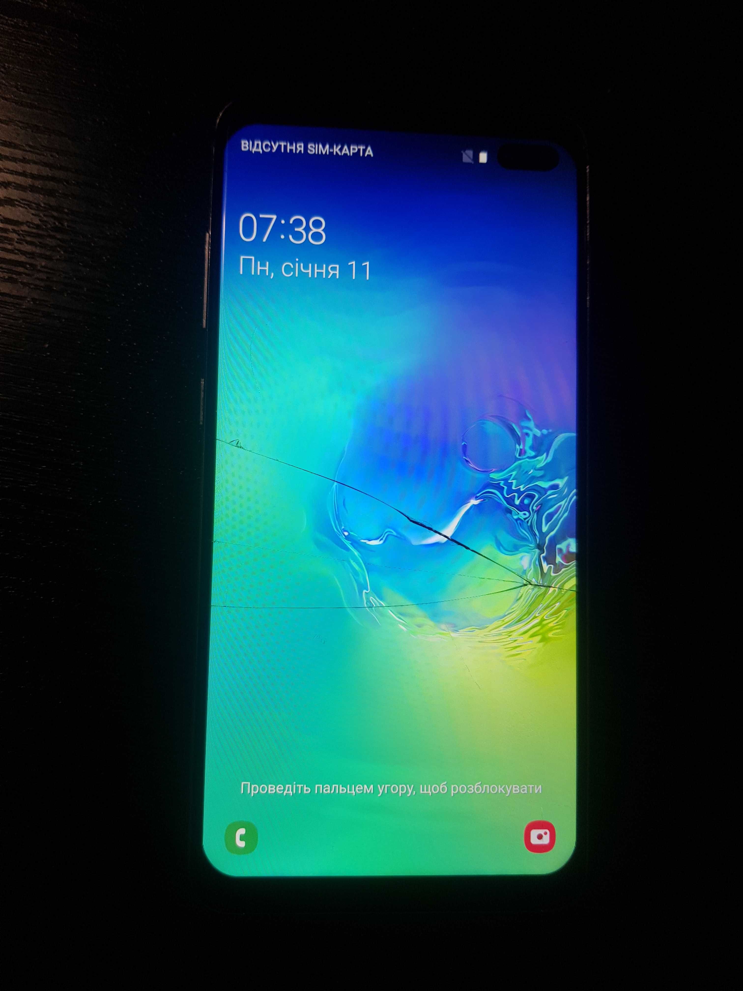 Телефон Samsung S10+