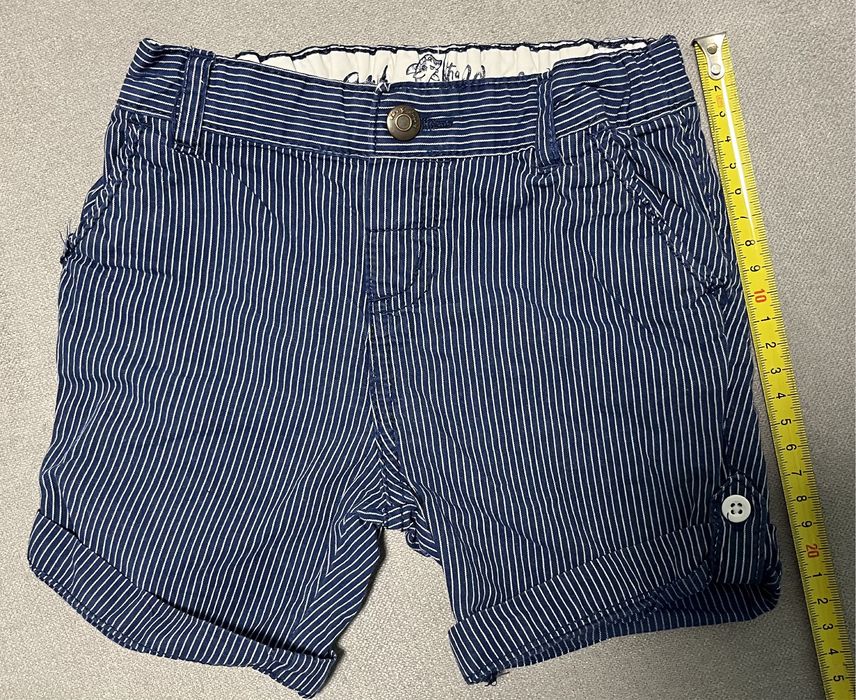 Zestaw body,spodenki Baby Club i tenisówki F&F r.74