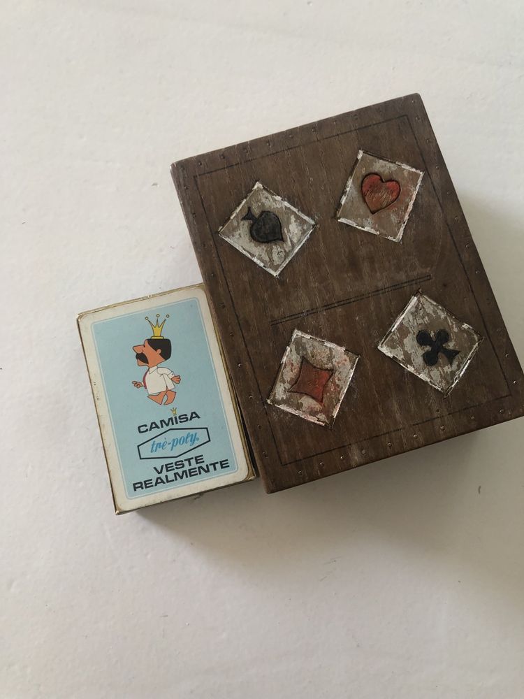 Caixa de jogo antiga