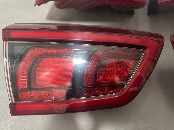 Фональ левый правый Kia Niro 92402-G5120 92401-G5120