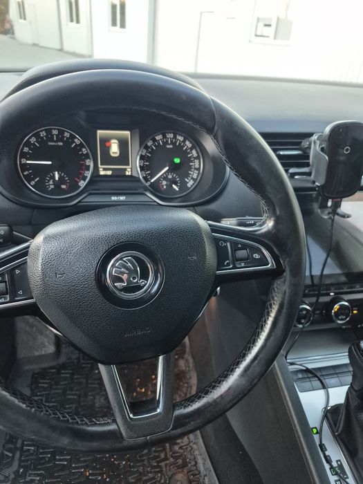 Продам Шкодку Октавія