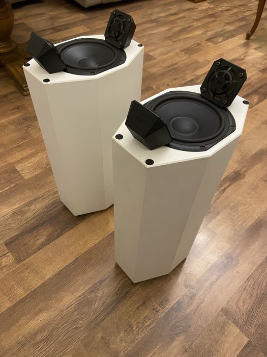 Wybitne kolumny dookólne T+A Pulsar TAB 620 E! Unikat vintage, białe