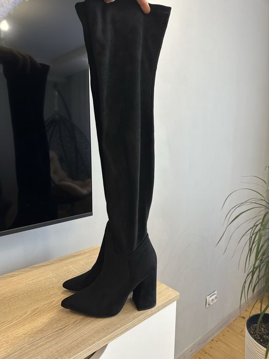 Ботфорди на підборах