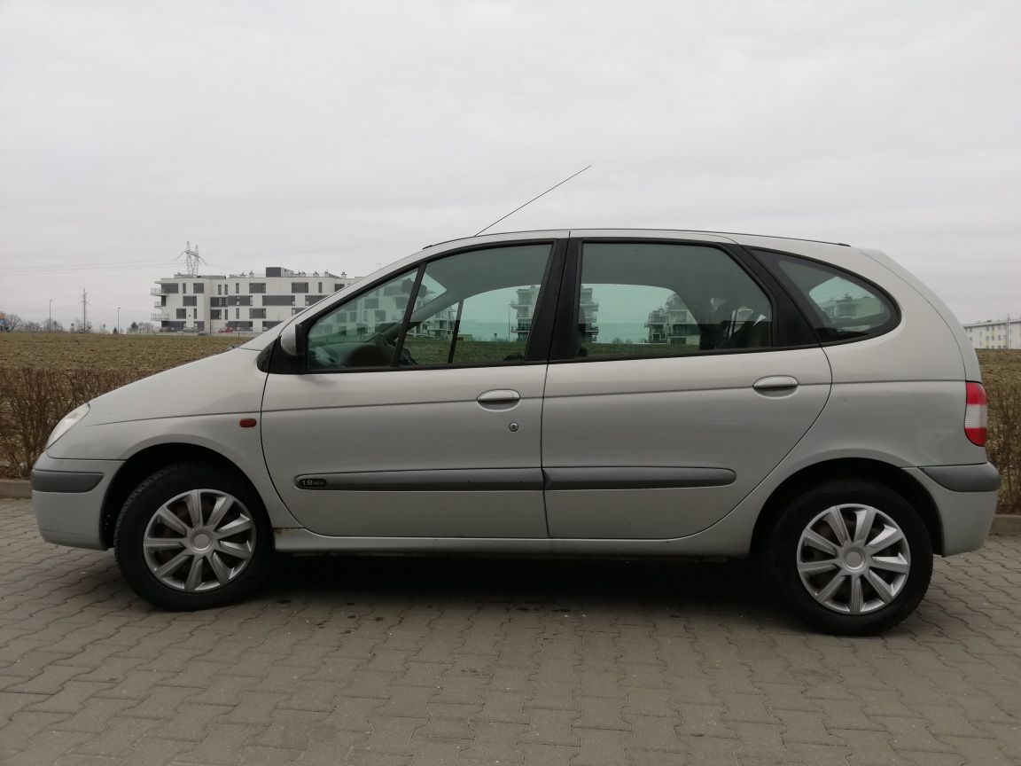 Renault Scenic 1.8 16V