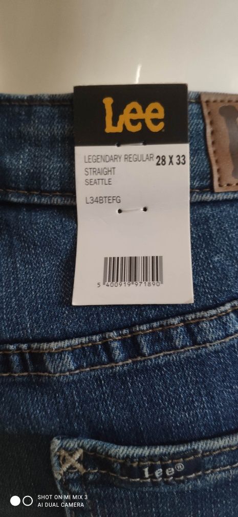 Lee Legendary Straight Seattle wyprzedaż damskie jeansy rozm 28/33