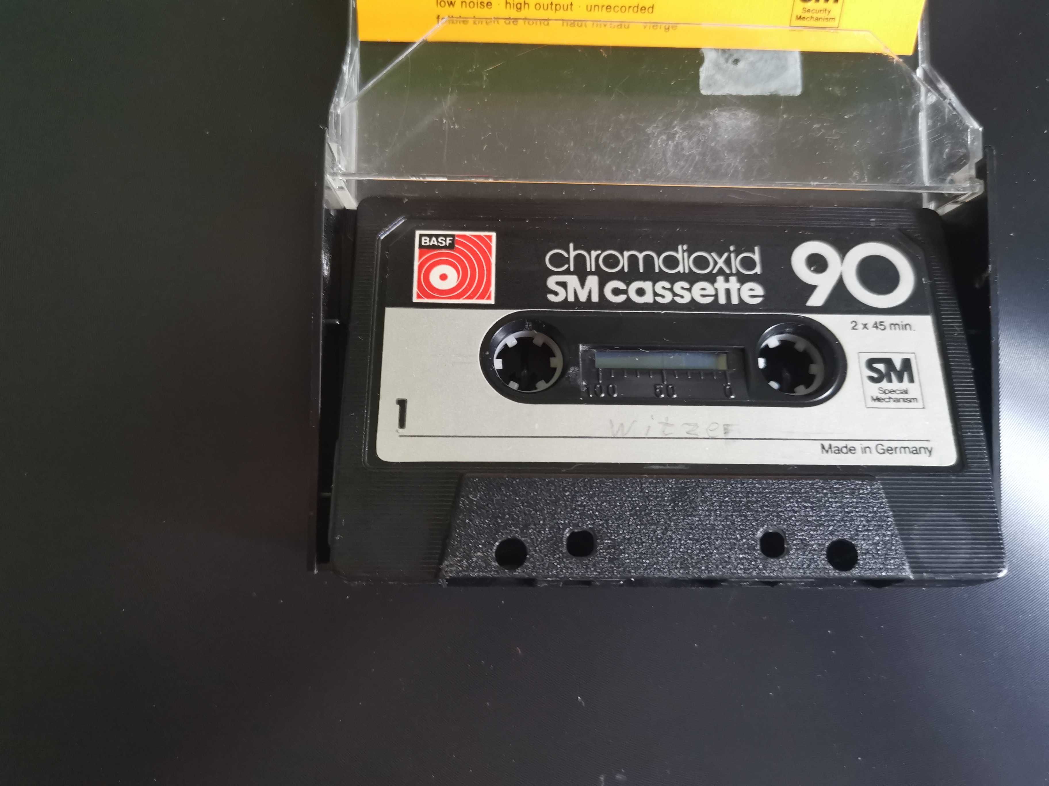 Kaseta magnetofonowa BASF LH SM Cassete chromdioxid 90