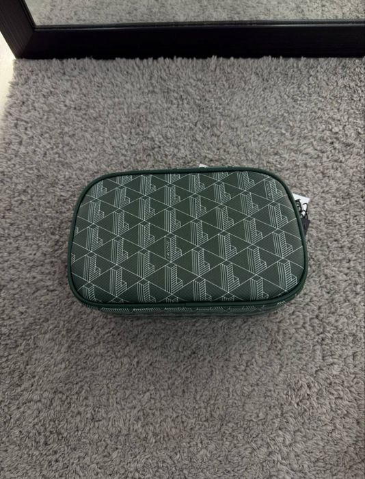 Бананка Lacoste