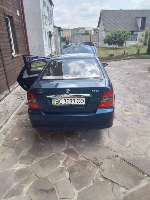 Авто у хорошому стані .