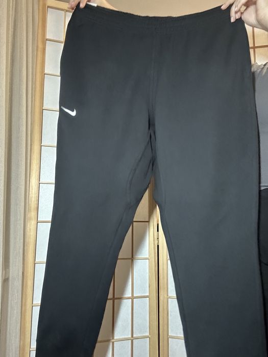 спортивні штани nike