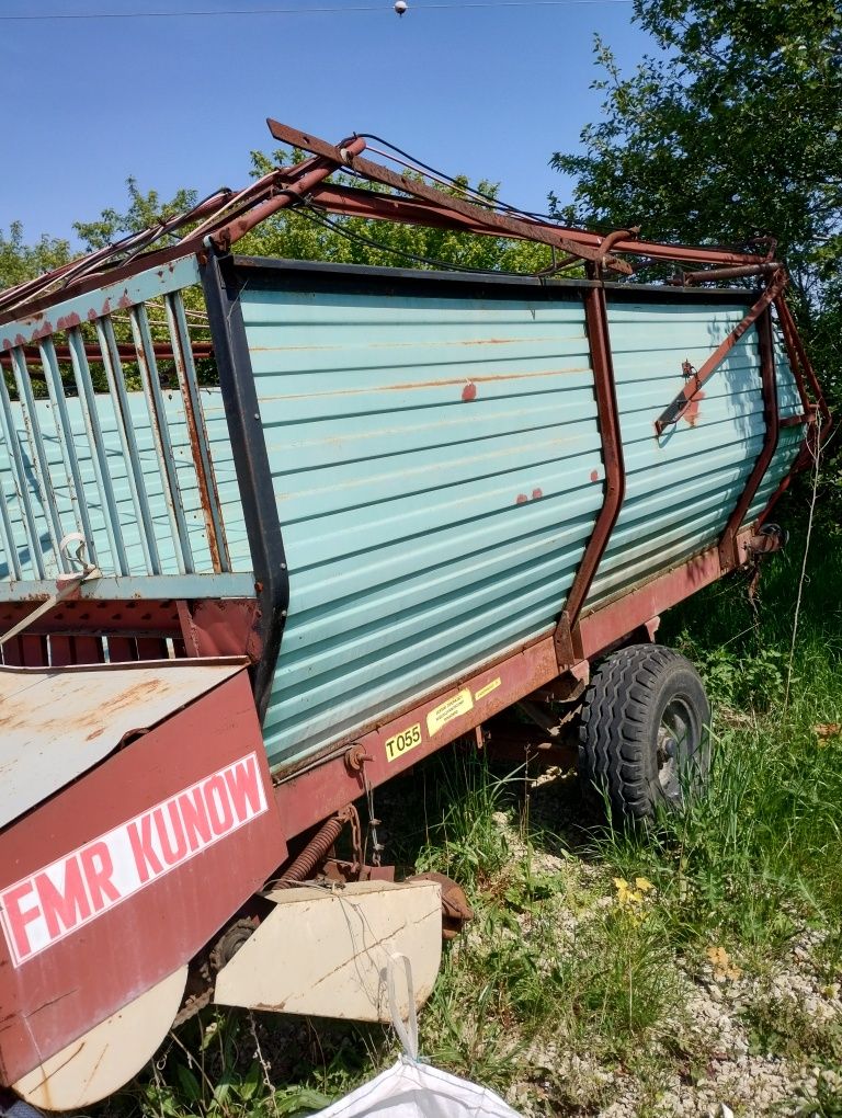 Sprzedam przyczepę samozbierająca Fmr Kunów Agromet