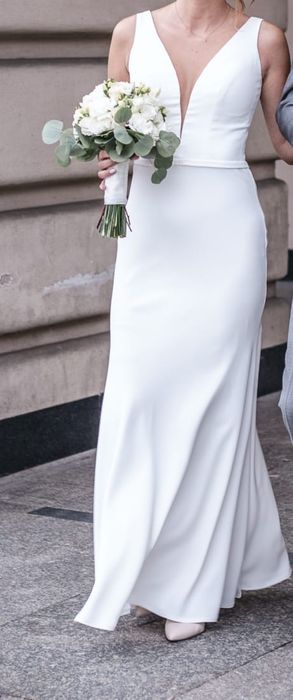 Suknia ślubna r. 36 (wzrost 165 cm)