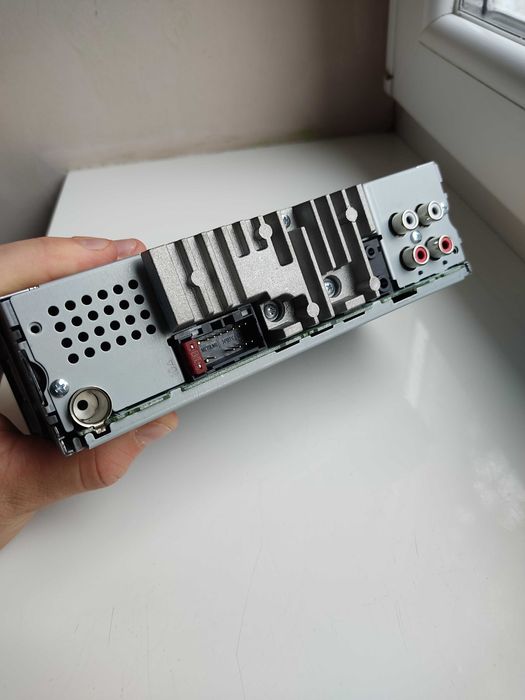 Sprzedam radio samochodowe PIONEER MVH-S320BT
