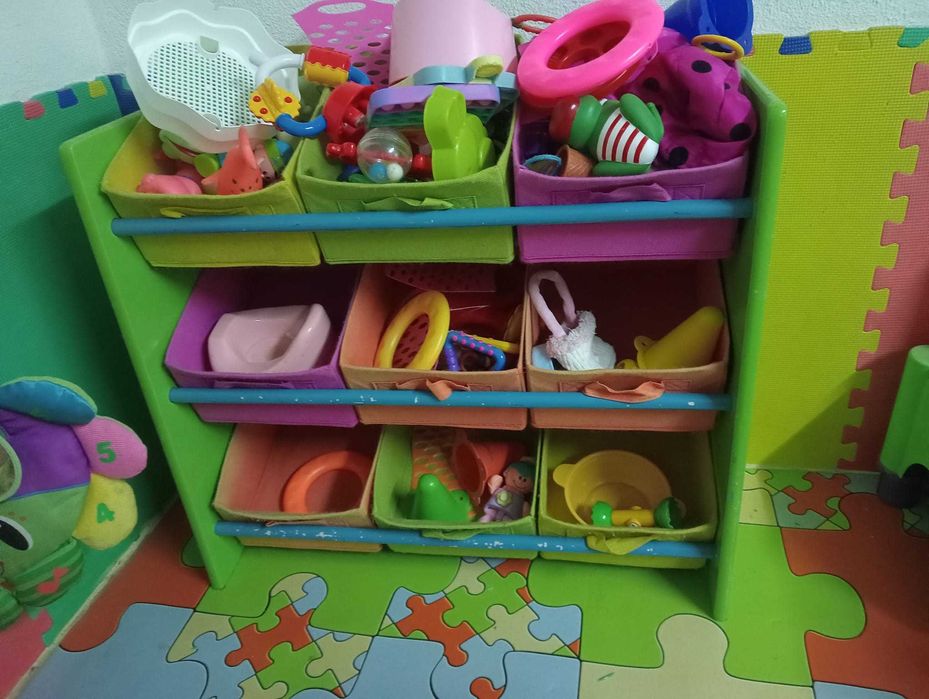 Móvel, estante de brinquedos, para criança pequena