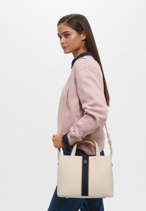 Сумка тоут Tommy Hilfiger