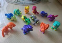 Фігурки Kinder Joy Funko Jurassic World іграшки динозаври