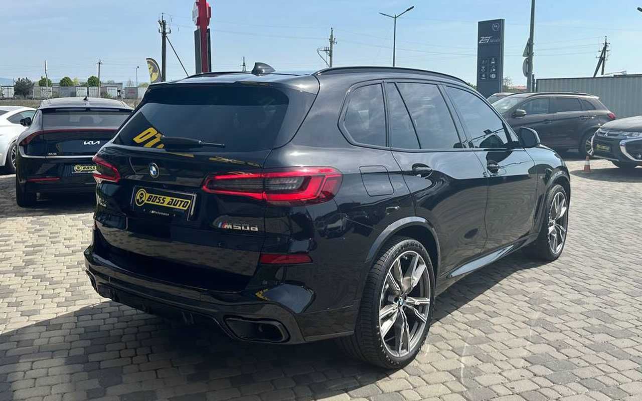 BMW X5M50d 2020 року