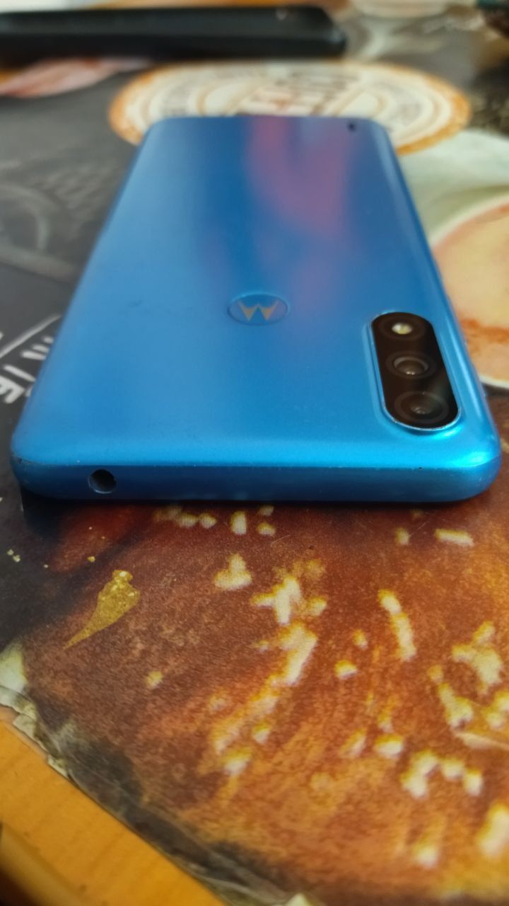 Motorola e7 power в гарному стані