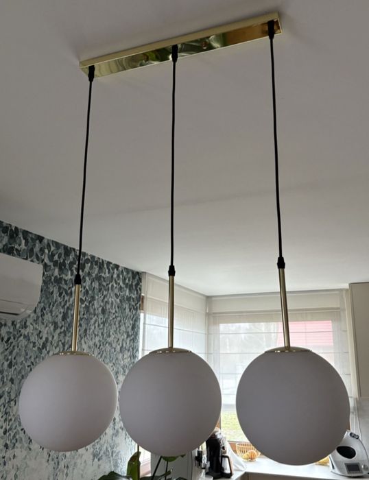 Lampy źelandor oświetlenie  białe  komoda