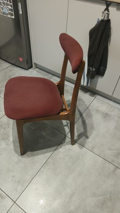 Krzesła na sprzedaż 4 sztuki