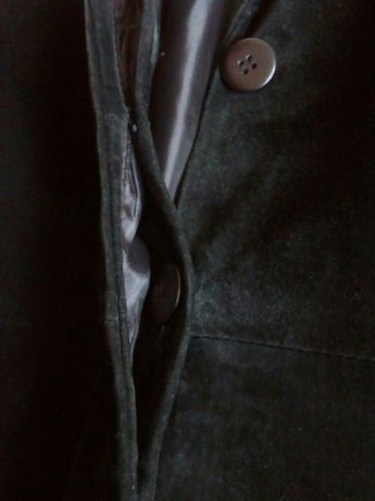 Elegancki płaszcz zamszowy na jesień /AUTOGRAF rozm. 40