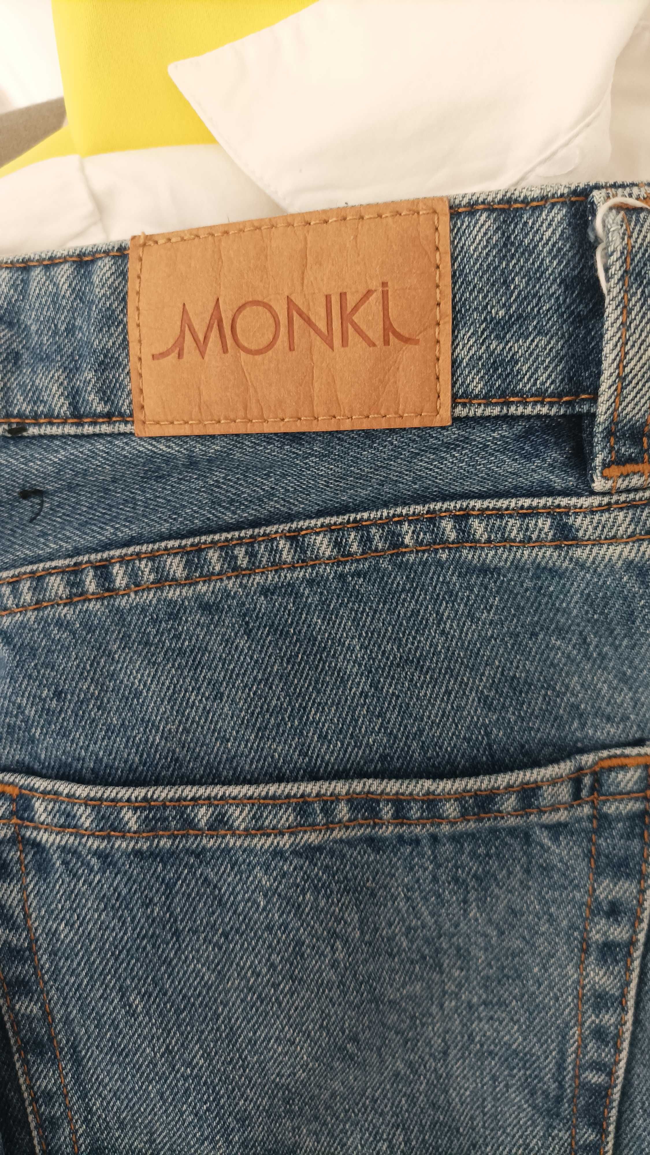 Spodnie z wysokim stanem Monki model Taiki high waist balloon leg