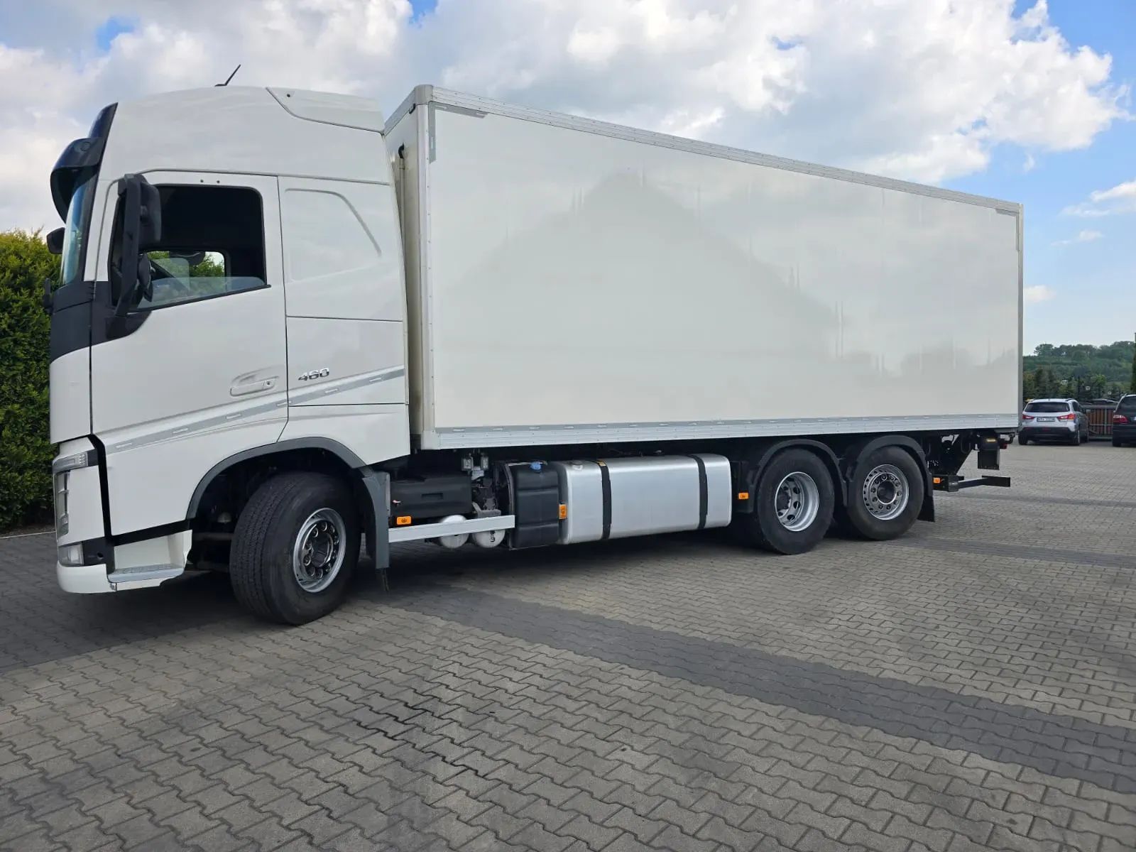 Volvo FH460  FH460 Chłodnia,oś skrętna,sprowadzony,zarejestrowany , UDT,