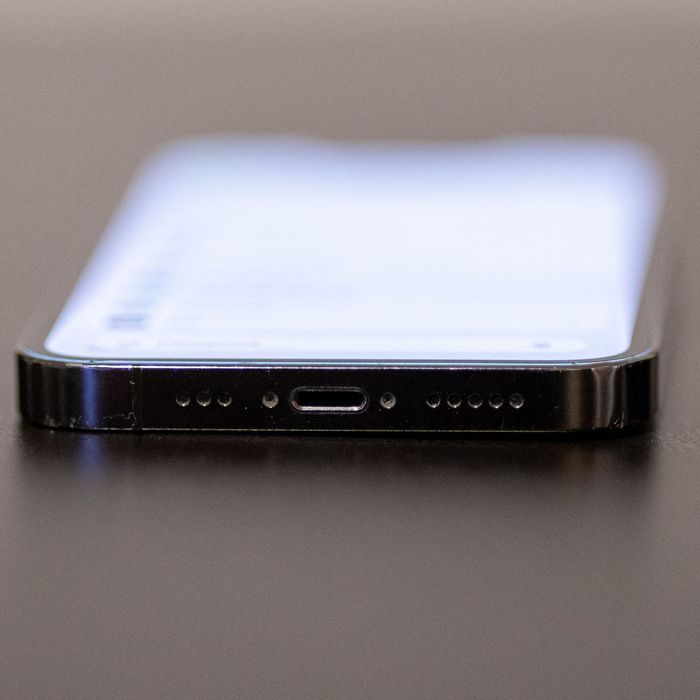 iPhone 13 Pro 256GB Grafite — Desbloqueado — Bateria 78% — Com cabo