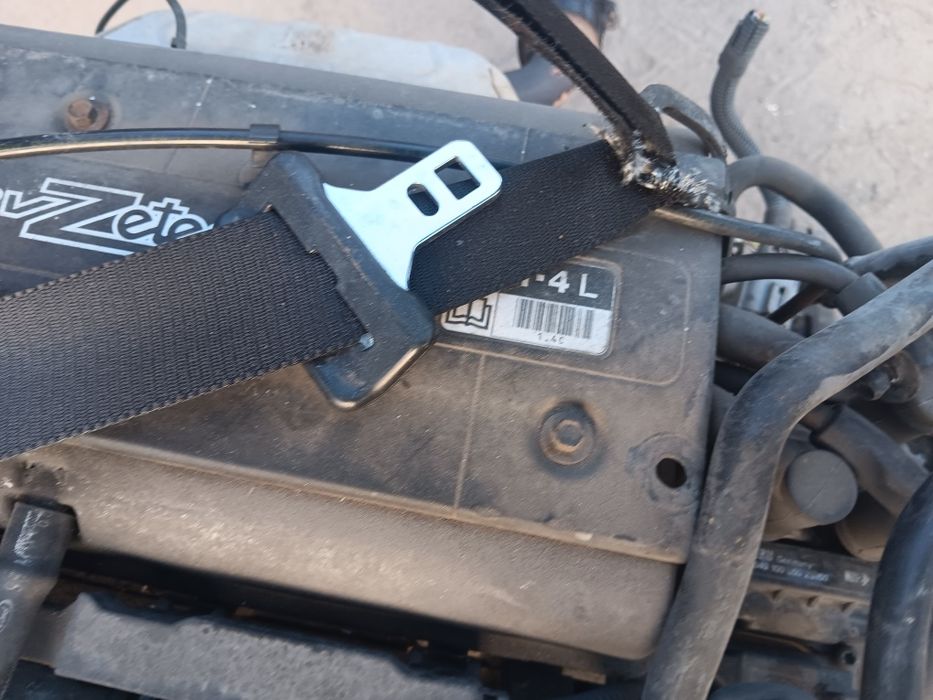 Ford Focus mk1 I silnik kompletny z osprzętem 1.4 16v zetec skrzynia