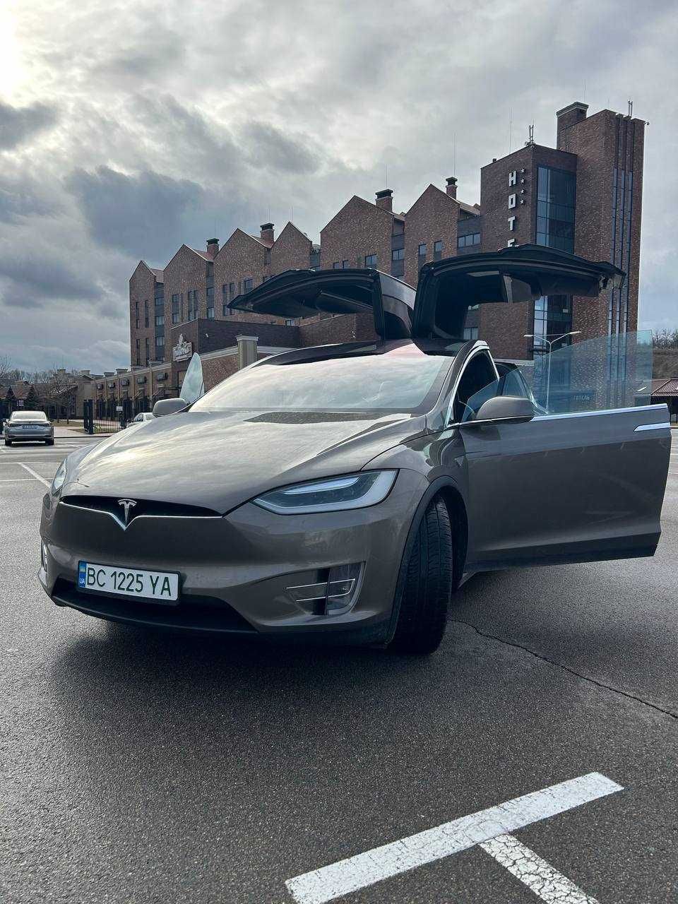 Tesla Model X 75D 2016