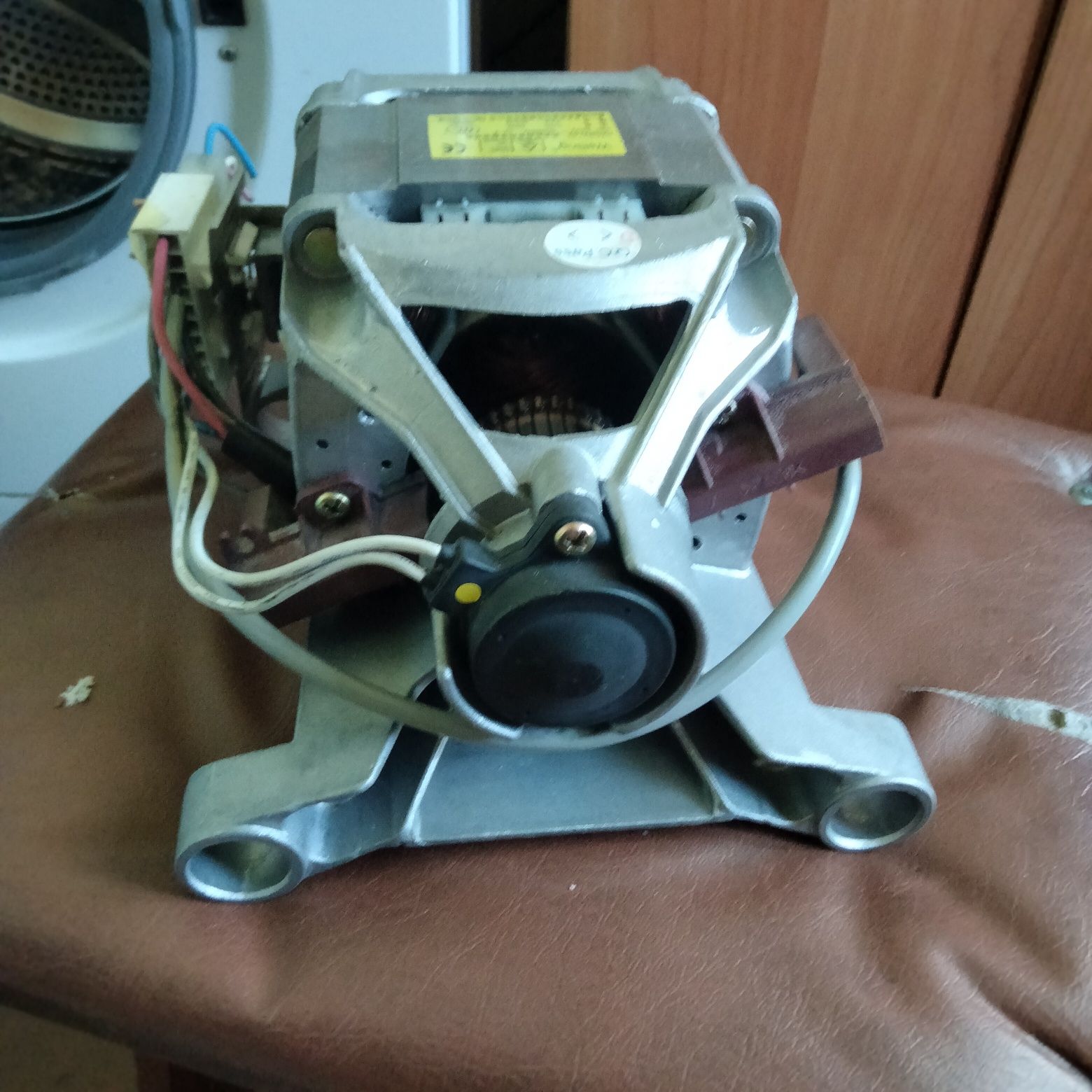 Електродвигун для пральної машини