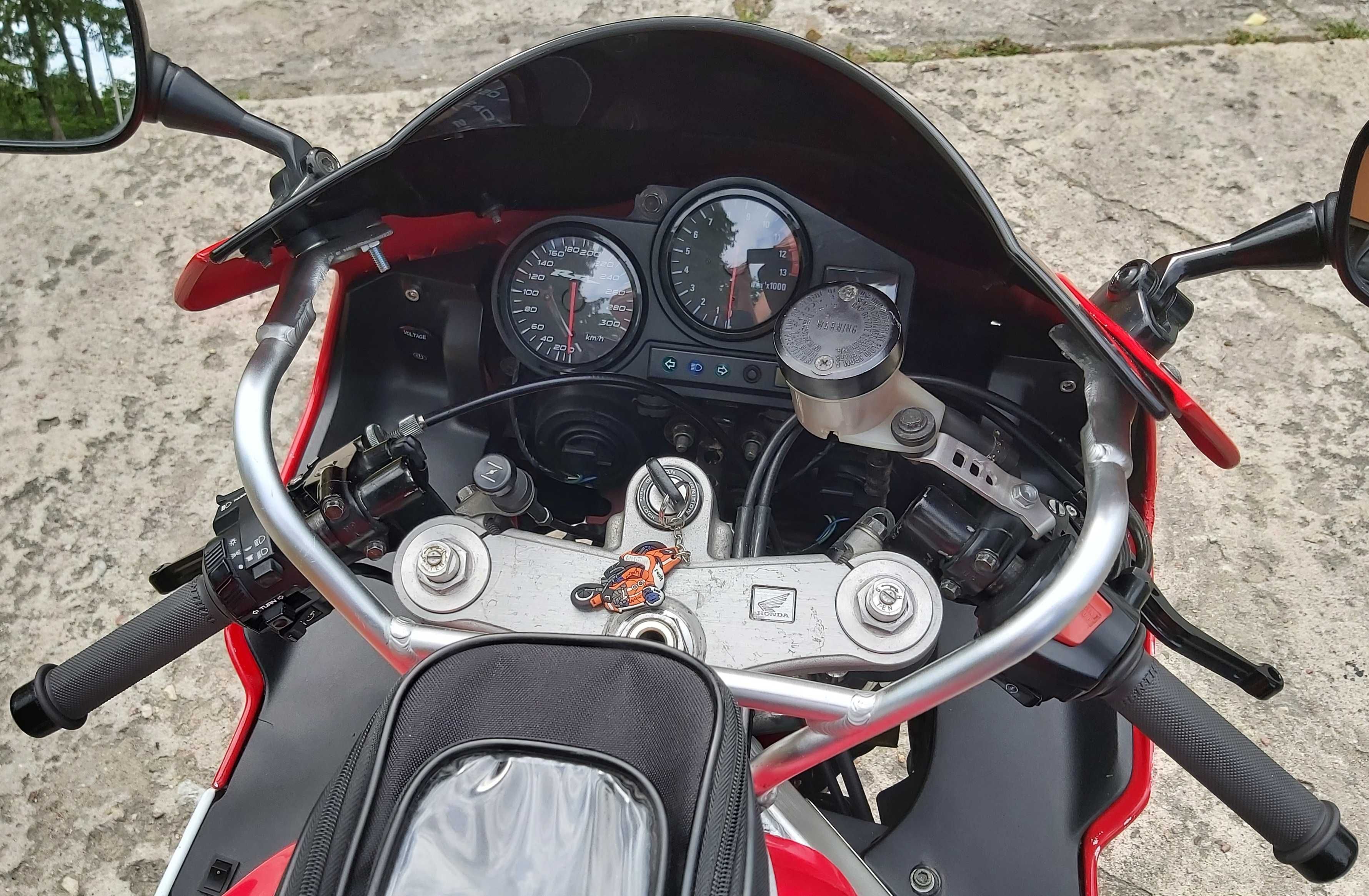 Honda CBr 900RR sc33 Klasyk