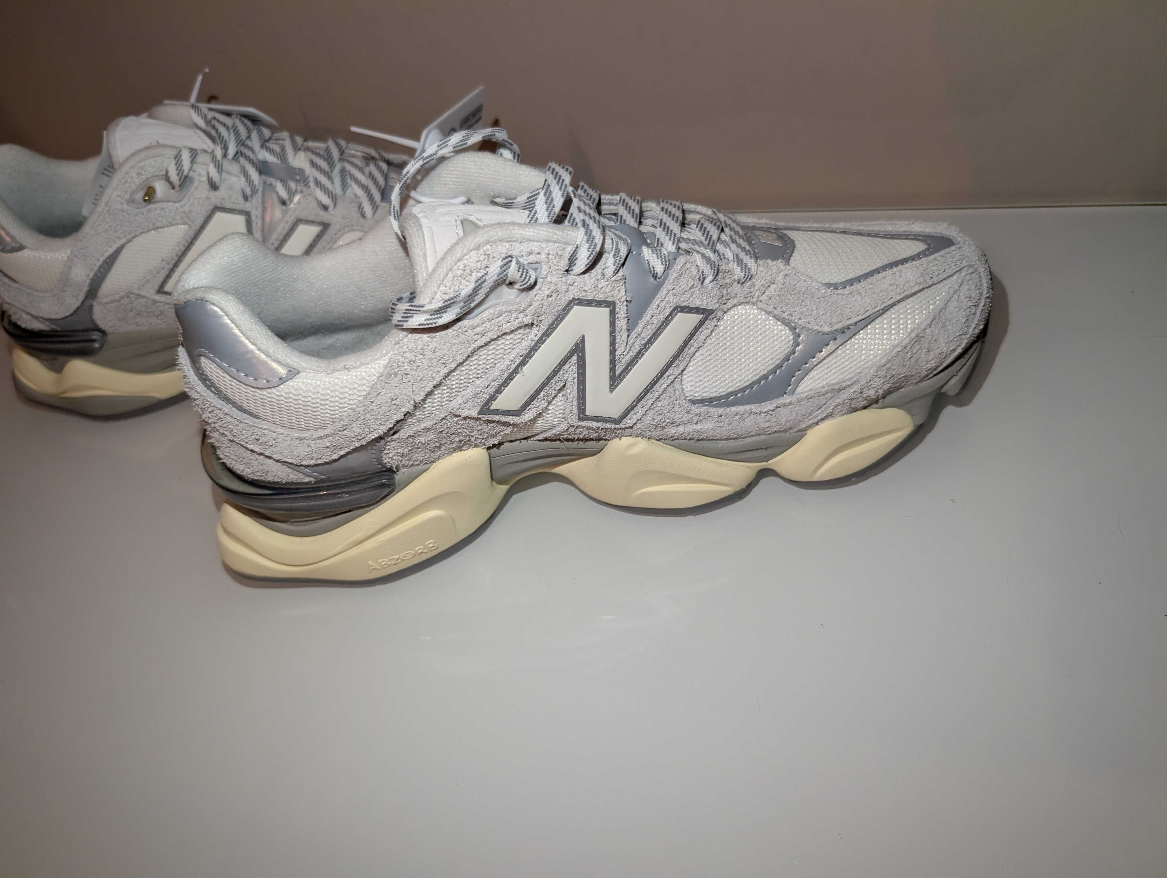 New Balance U9060HX NB białe