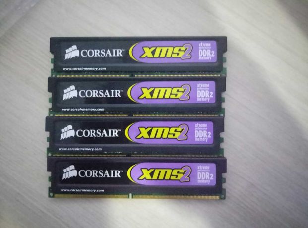 Оперативна пам'ять Corsair DDR2 8Gb (4 x 2Gb) 800MHz CM2 6400 C5