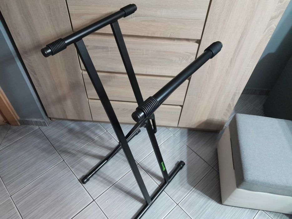 Keyboard Yamaha psr e473 wraz z akcesoriami