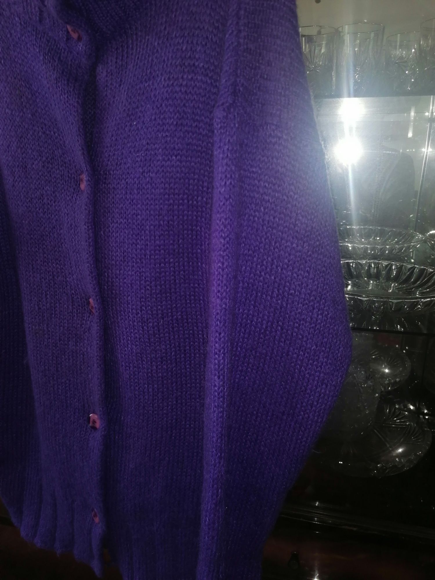 Sweter-kardigan, zapinany na guziki